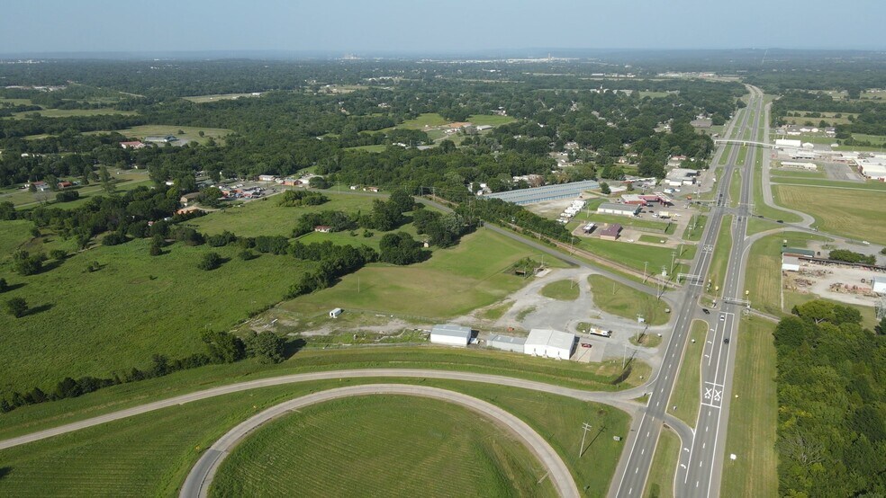 More Photos Of 120 W Peak Blvd, Muskogee Freestanding For Sale