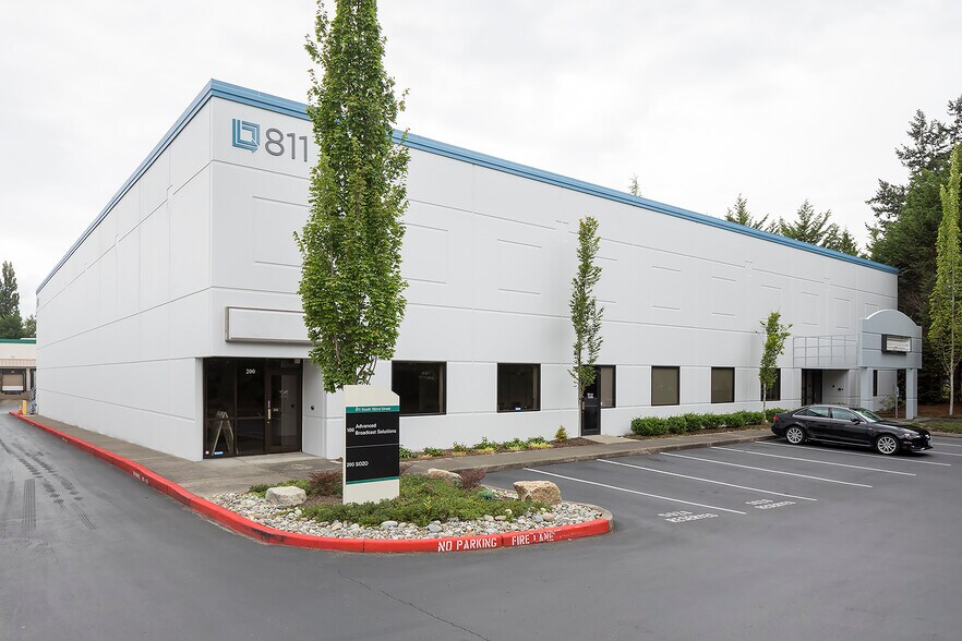Primary Photo Of 811 S 192nd St, Seatac Warehouse For Lease
