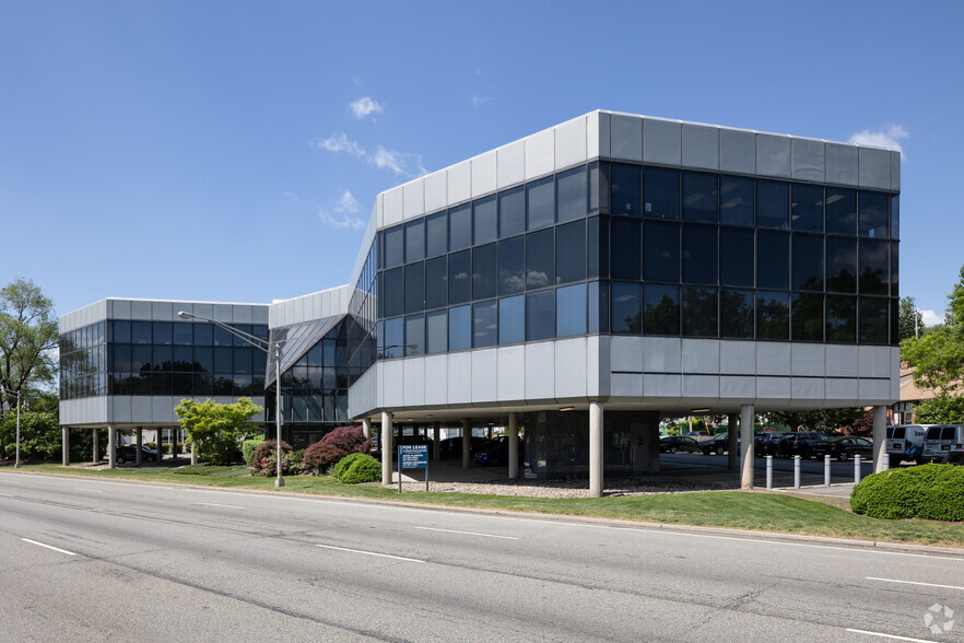 Primary Photo Of 500 Route 17, Hasbrouck Heights Office For Lease