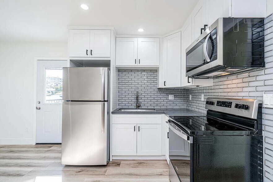 More Photos Of 3968 Alabama St, San Diego Apartments For Sale