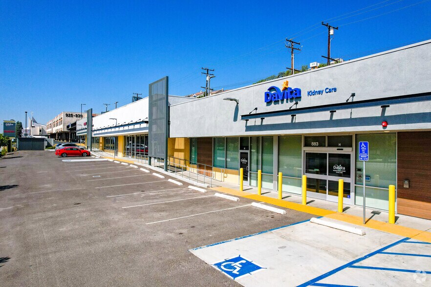 More Photos Of 883 S Atlantic Blvd, Monterey Park Storefront Retail Office For Lease