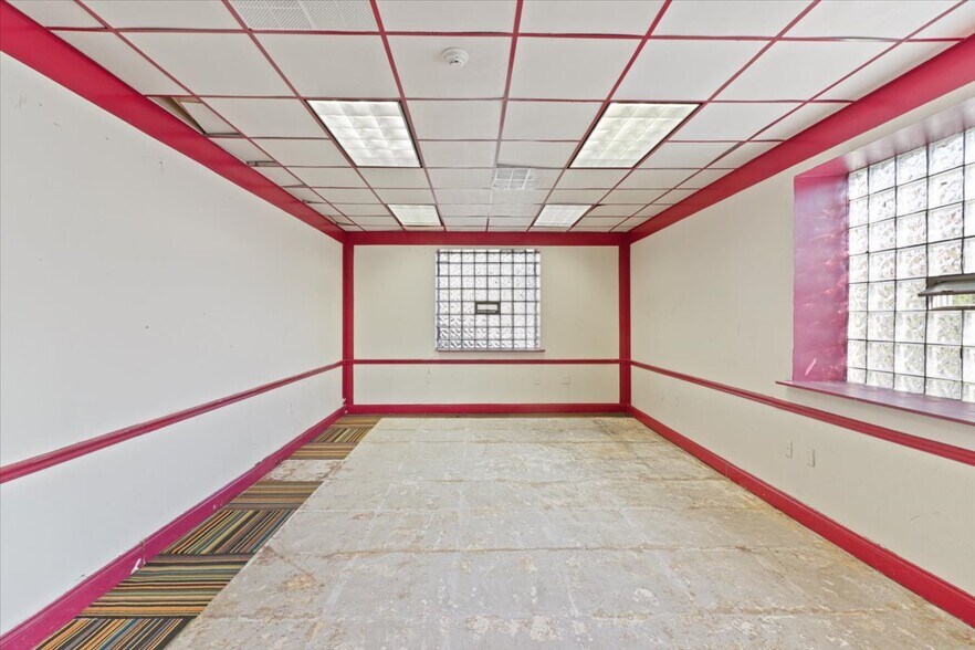 More Photos Of 2254-60 N 3rd St, Philadelphia Office For Sale