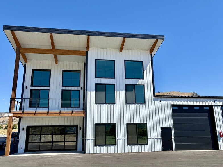 More Photos Of 73 Shop ave, Chelan Flex For Sale