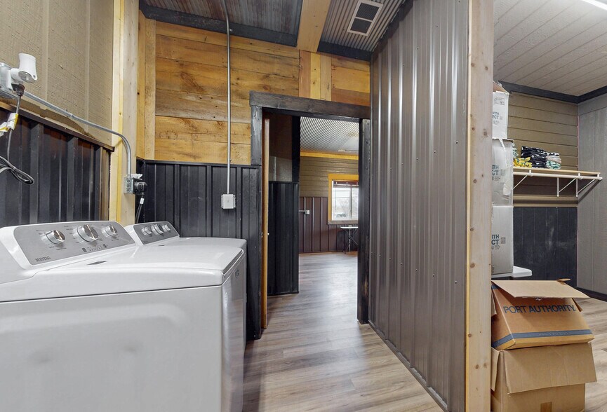 More Photos Of 165 Nebraska St, Sterling General Retail For Sale