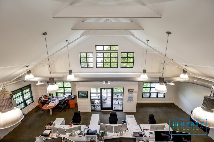 More Photos Of 130 Severn Ave, Annapolis Office For Sale