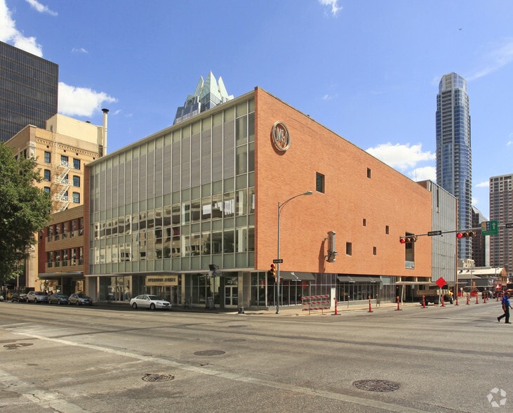 More Photos Of 121 W 6th St, Austin Office For Lease