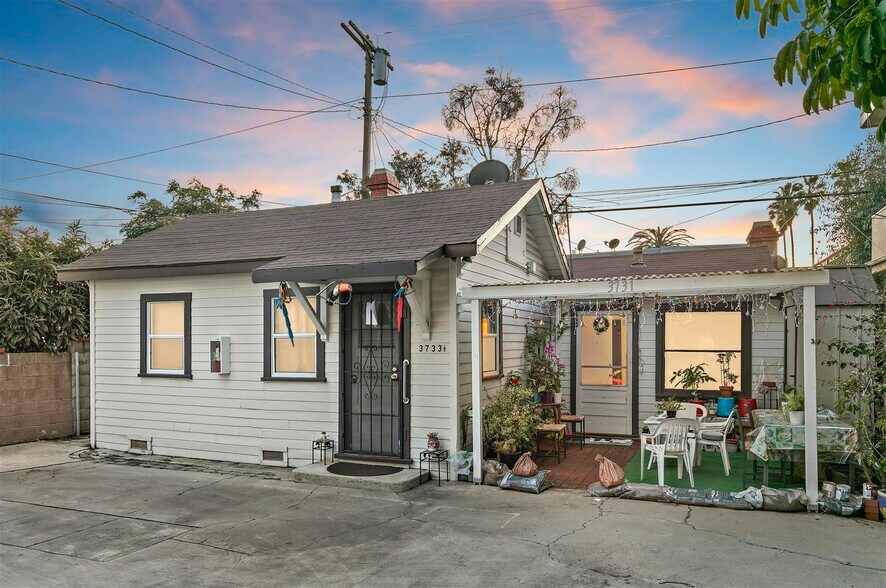 More Photos Of 3731 Glendon Ave, Los Angeles Apartments For Sale