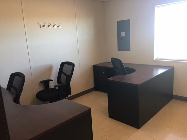 More Photos Of 12963 38 P St SW, Belfield Warehouse For Sale