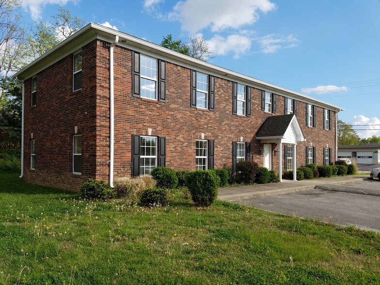 More Photos Of 7301 Fegenbush Ln, Louisville Office For Lease