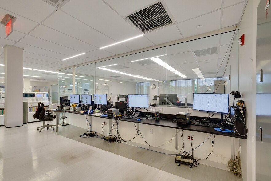 More Photos Of 15-19 Crawford St, Needham Light Distribution For Lease