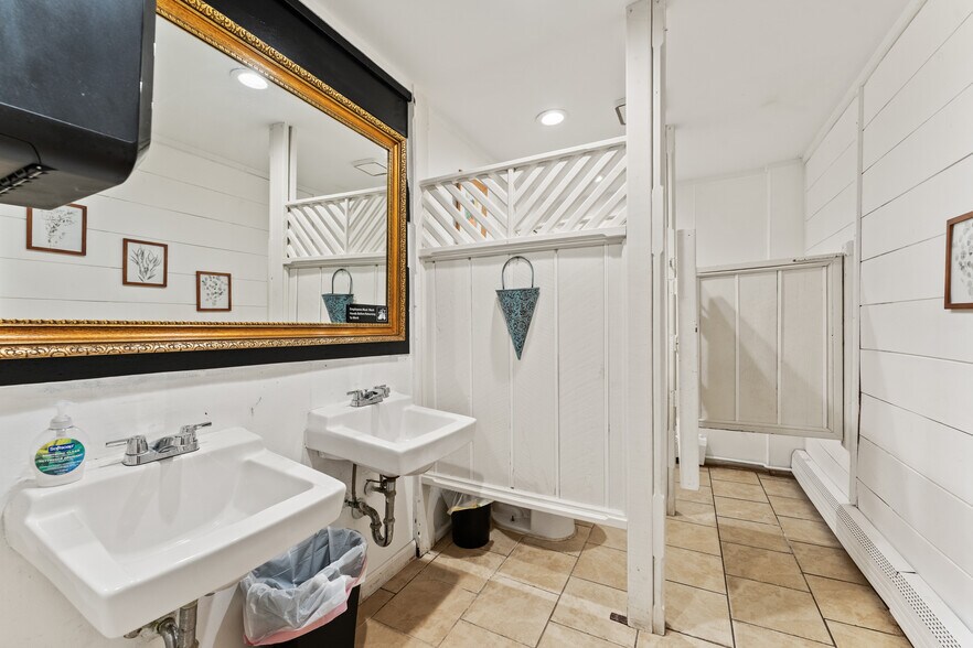 More Photos Of 2582 State Highway 7, Bainbridge Restaurant For Sale