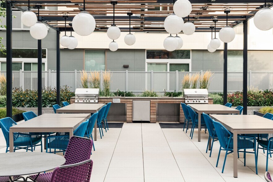 More Photos Of 190 Pleasant St, Malden Apartments For Lease