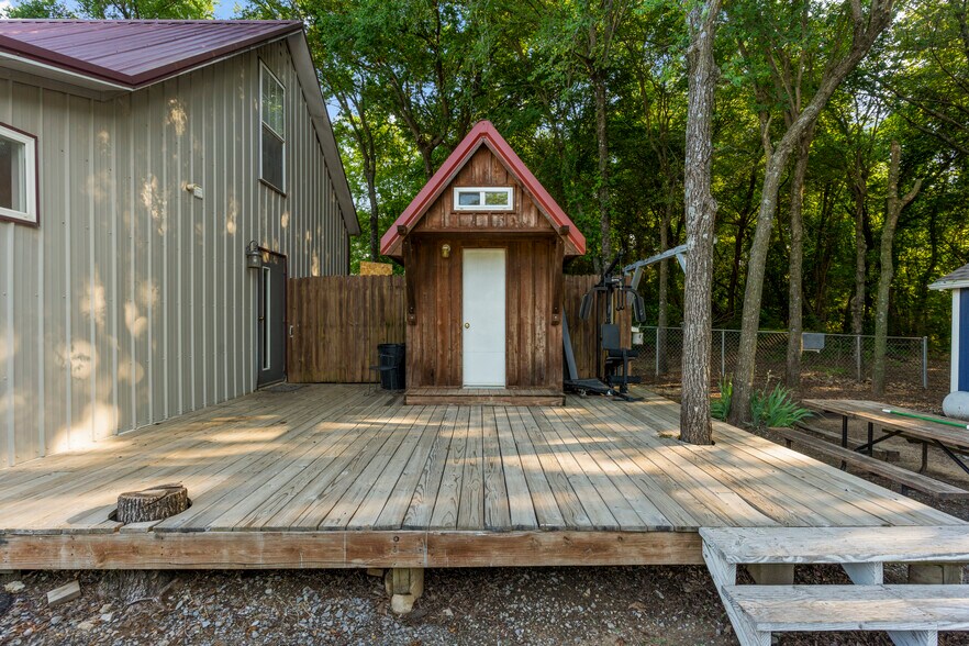 More Photos Of 6476 N 35th St W, Porter Trailer Camper Park For Sale