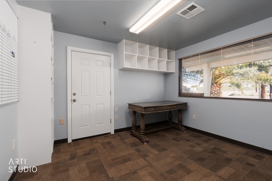 More Photos Of 3767 S Scenic Blvd, Littlefield Flex For Sale