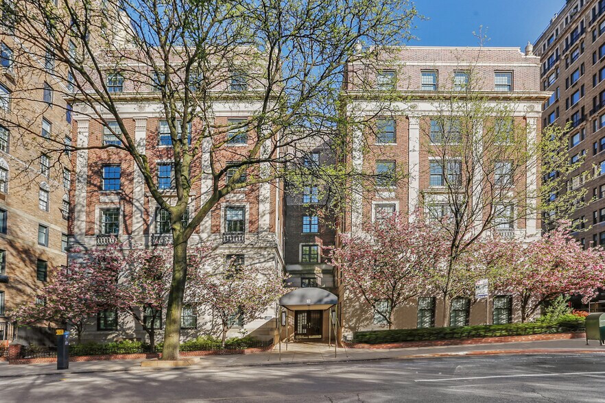 More Photos Of 1160 Fifth Ave, New York Apartments For Lease