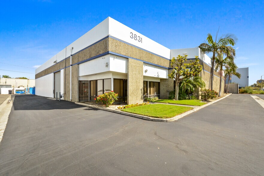Primary Photo Of 3831 E La Palma Ave, Anaheim Warehouse For Sale