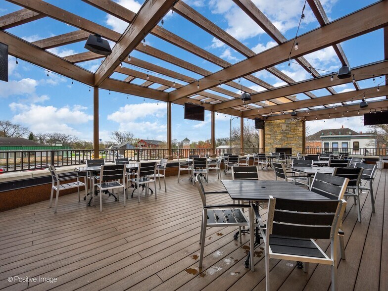 More Photos Of 250 Center St, Grayslake Storefront Retail Residential For Sale