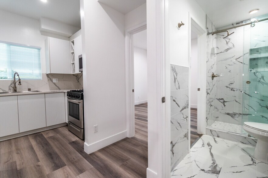 More Photos Of 2150-2154 S West View St, Los Angeles Apartments For Sale
