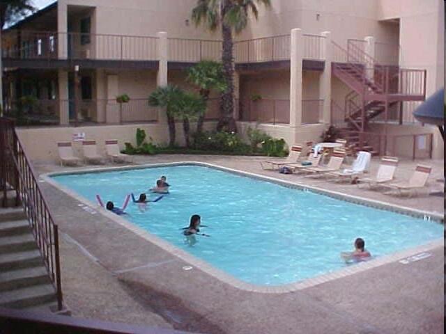 More Photos Of 5050 Fredericksburg Rd, San Antonio Apartments For Sale