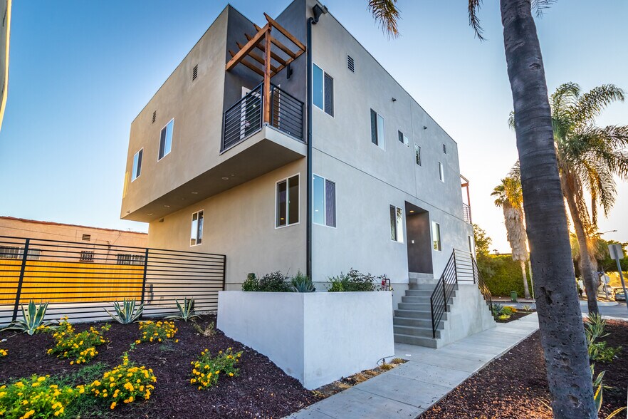 More Photos Of 5014 Pickford St, Los Angeles Apartments For Sale