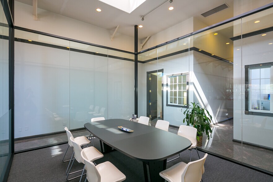 More Photos Of 218-220 S Myrtle Ave, Monrovia General Retail For Sale