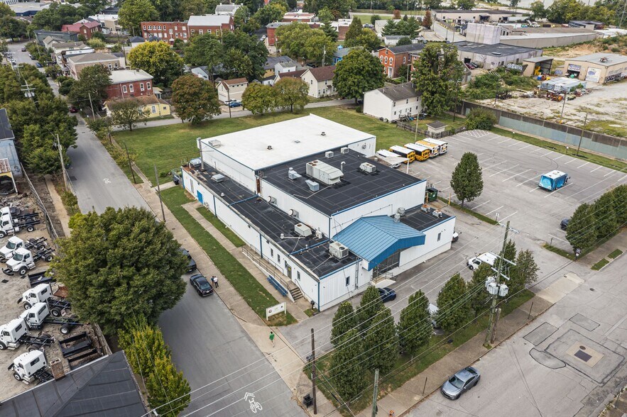 More Photos Of 1057 E Washington St, Louisville Manufacturing For Sale