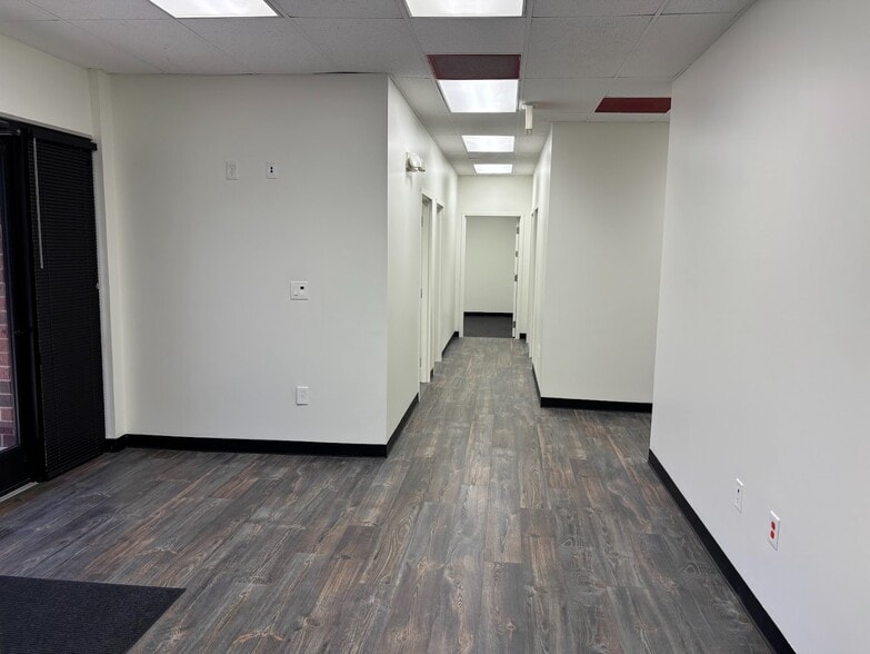 More Photos Of 3565 Centre Cir, Fort Mill Light Distribution For Lease