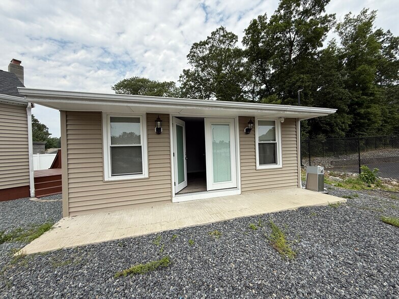 More Photos Of 23 Nickerson Rd, Ashland Service For Sale