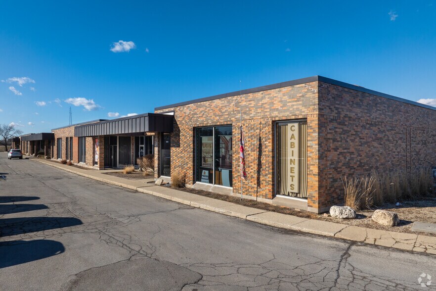 More Photos Of 4000-4010 N Nashville Ave, Chicago Unknown For Lease