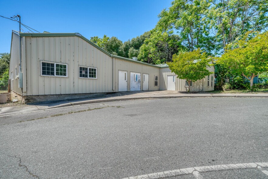 More Photos Of 12487 The Plaza, Clearlake Oaks Religious Facility For Sale
