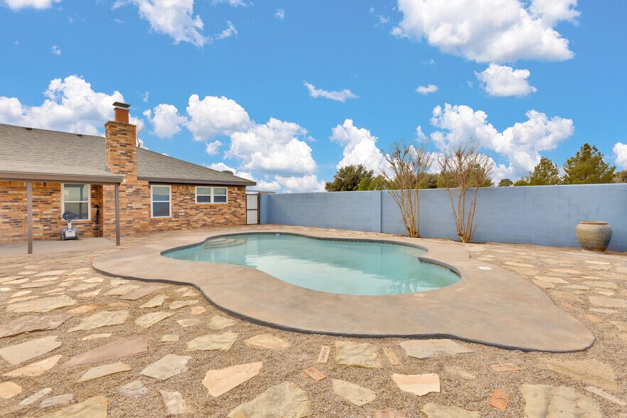 More Photos Of 7405 E County Road 110, Midland Land For Sale