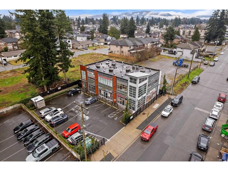 More Photos Of 2646 Auburn St, Abbotsford Office For Lease