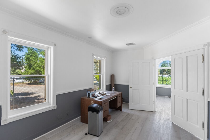 More Photos Of 10201 Imperial Ave, Cupertino Office For Sale