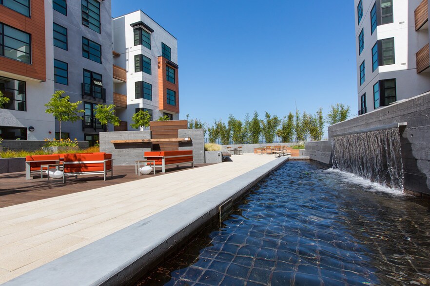 More Photos Of 1155 4th St, San Francisco Apartments For Lease