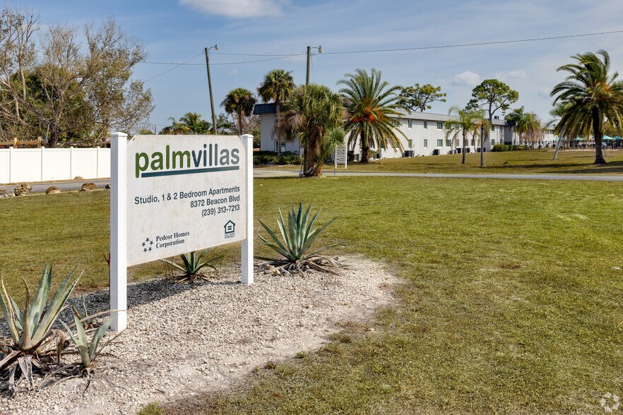 More Photos Of 8372 Beacon Blvd, Fort Myers Apartments For Sale