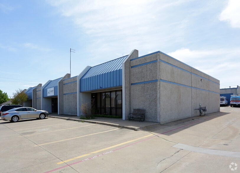 More Photos Of 2001 Skyline Dr, Sherman Light Distribution For Lease