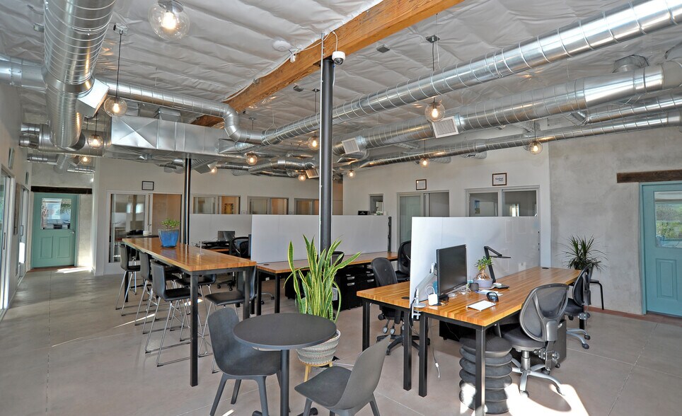 More Photos Of 319 W Simpson St, Tucson Loft Creative Space For Sale