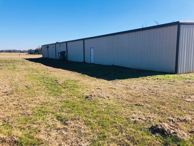 More Photos Of 936 Bowen Way, Prattville Warehouse For Lease