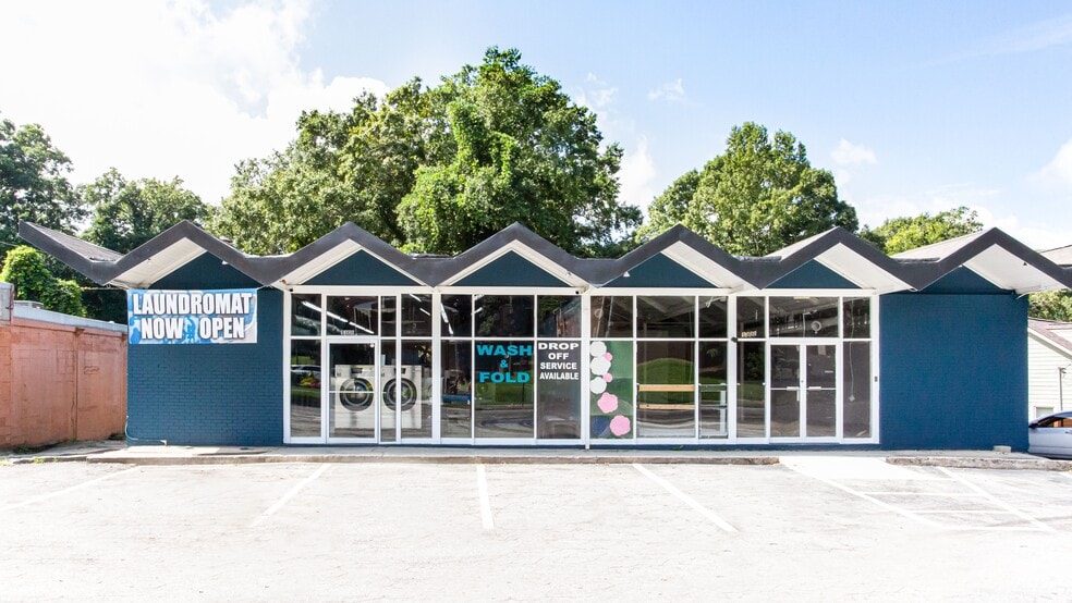 More Photos Of 1302 Donnelly Ave, Atlanta Freestanding For Lease