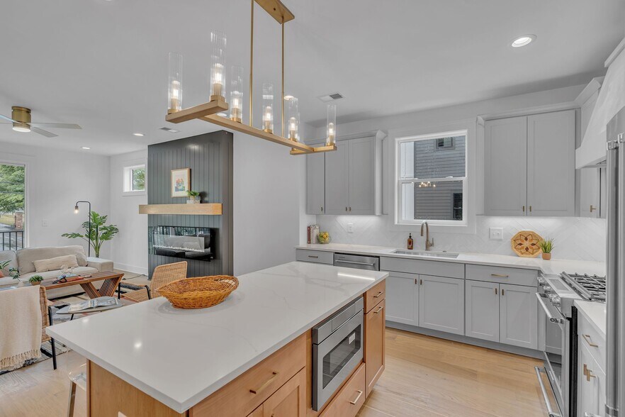 More Photos Of 824 Watts Ln, Nashville Apartments For Sale