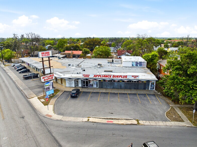 Primary Photo Of 1602 W Kings Hwy, San Antonio Unknown For Lease