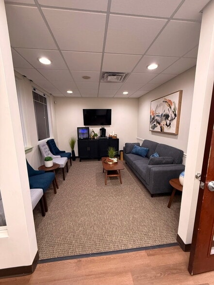 More Photos Of 1233 Berlin Rd, Voorhees Medical For Sale