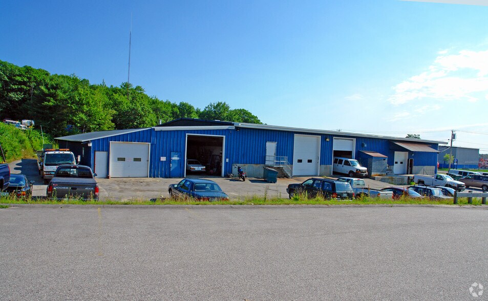 More Photos Of 378-390 Presumpscot St, Portland Service For Lease