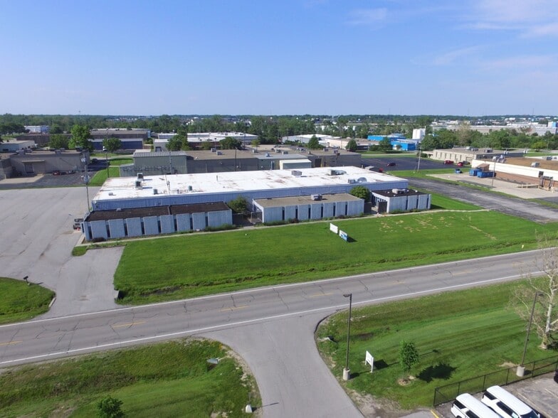 Primary Photo Of 1530 Progress Rd, Fort Wayne Manufacturing For Sale
