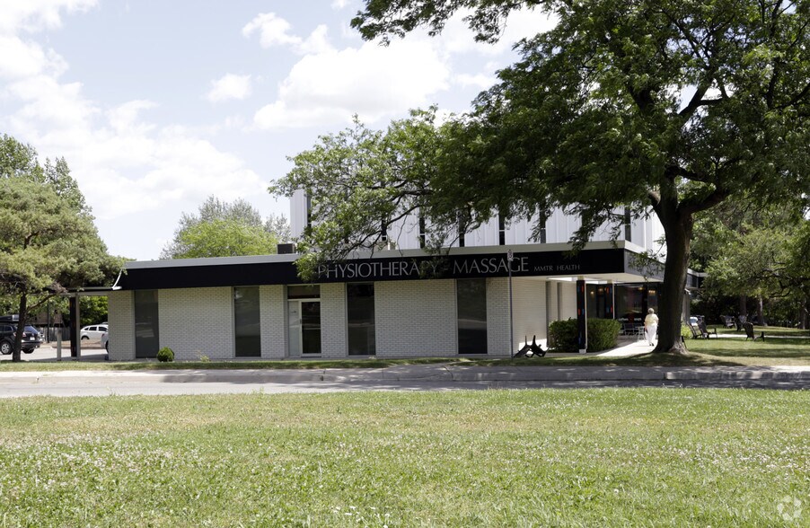 More Photos Of 77 Westmount Rd, Guelph Medical For Lease