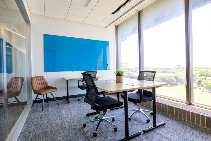 More Photos Of 305 E Huntland Dr, Austin Coworking Space