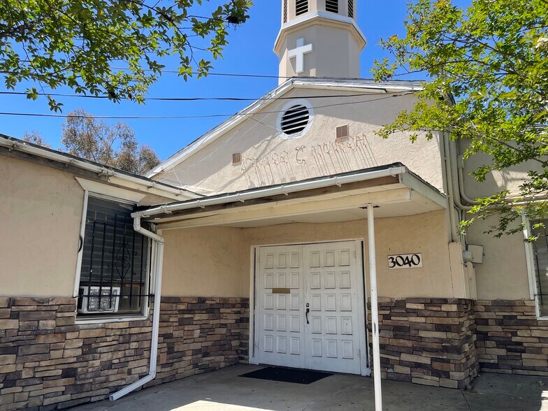 Primary Photo Of 3040 Fairmount Ave, San Diego Religious Facility For Lease