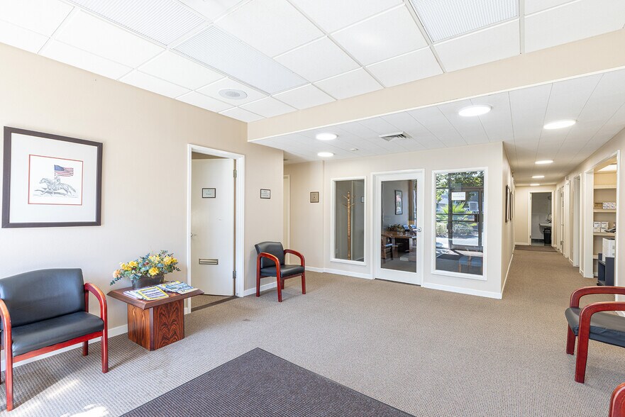 More Photos Of 2841 Cleveland Ave, Santa Rosa Office For Sale