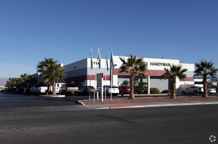 More Photos Of 4710 W Dewey Dr, Las Vegas Manufacturing For Lease