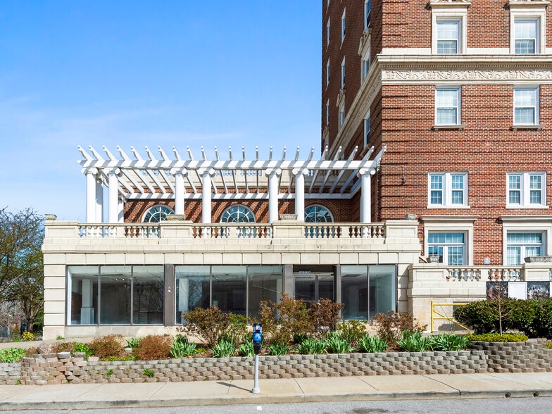 Primary Photo Of 1 Battle Sq, Asheville Apartments For Lease
